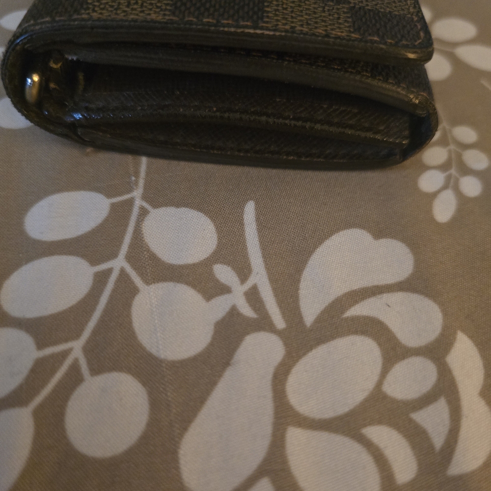 Louis Vuitton Damier Ebene Wallet - Picture 7 of 13